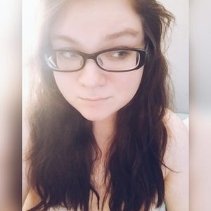 Meet your Posher, Devyn